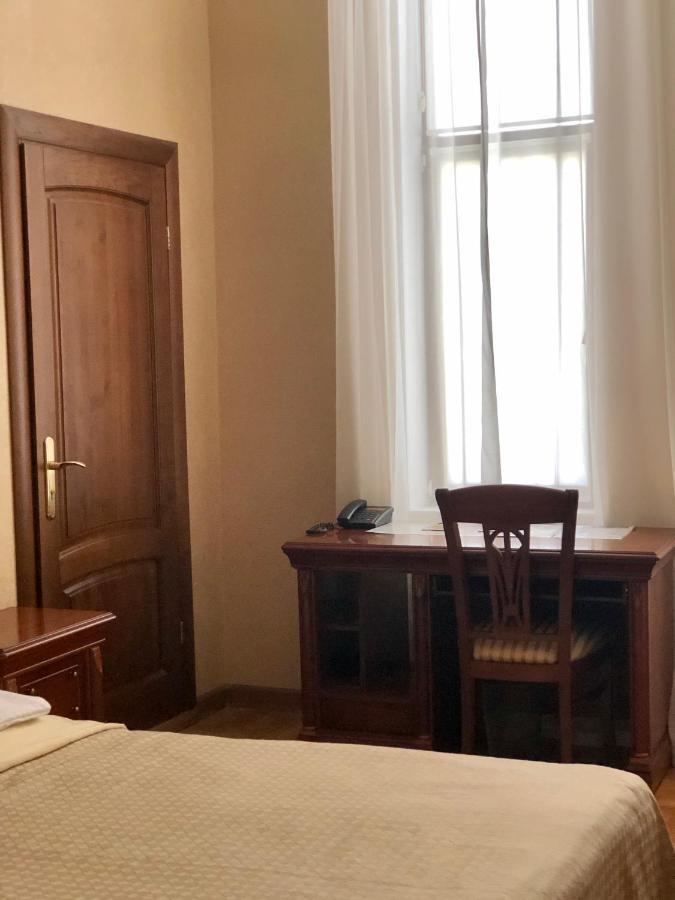 Ritsa Hotel ซุคุม ภายนอก รูปภาพ