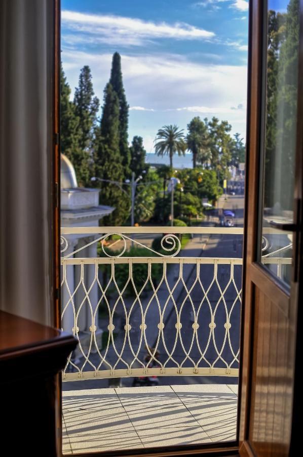 Ritsa Hotel ซุคุม ภายนอก รูปภาพ