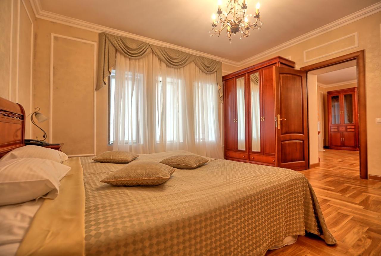 Ritsa Hotel ซุคุม ภายนอก รูปภาพ